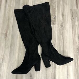 Torrid Boots Women’s 9.5WW Black Suede Knee-High Pointed Toe Heeled New